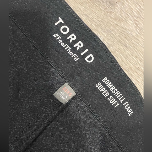 Torrid Women's BOMBSHELL Flare Jeans - Picture 4 of 5